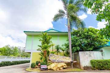 Photos of Khum Suk Resort