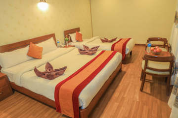 Photos of Royal Kings Hotel