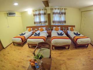 Photos of Royal Kings Hotel