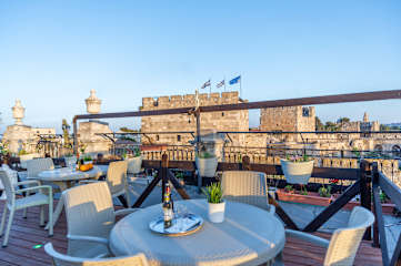 Photos of New Imperial Hotel