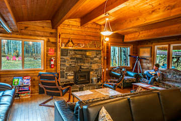 Photos of HI Kananaskis