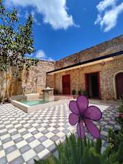 Photos of Melisa Hostal