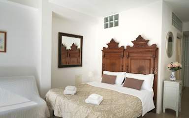 Photos of Academia Residence