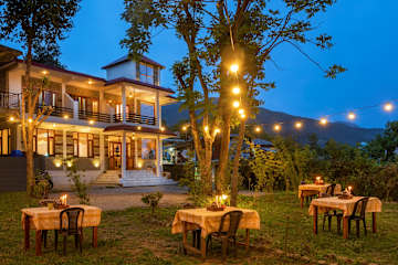 Photos of The Birdhouse Villa, Bir