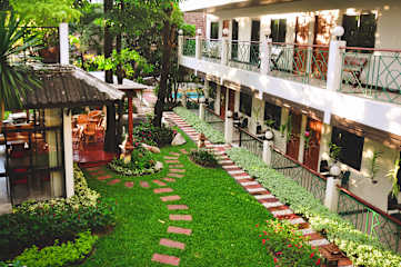 Photos of Charlie House Pinklao