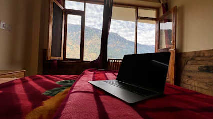 Photos of YOLO Backpackers - Manali