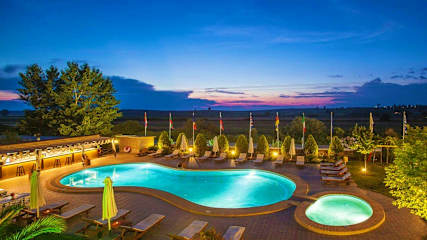Kuvia paikasta: