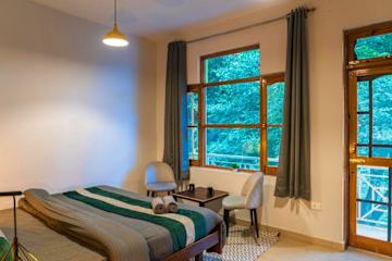 Photos of Whoopers Hostel Bir