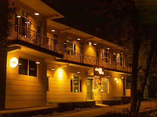 Photos of Whoopers Hostel Bir