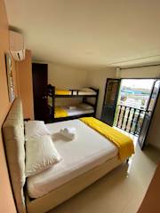 Photos of Hotel CL Getsemani con Wi-Fi y aire acondicionado
