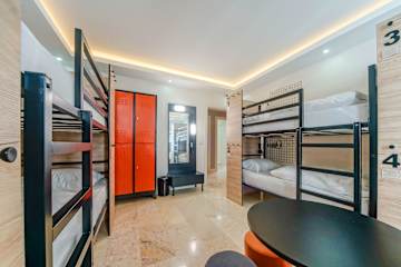 Photos of Manu Startup House