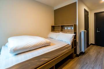 Photos of Destiny Student - Broga House Cork