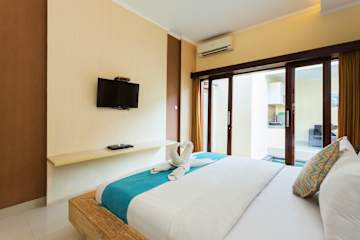 Photos of Karana Villa