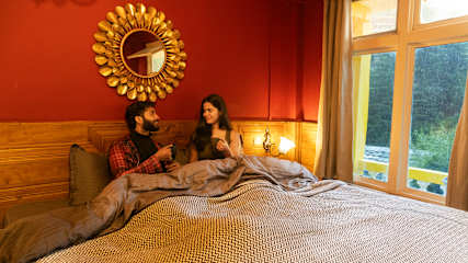 Whoopers Hostel Jibhi의 사진