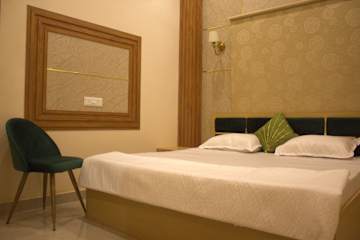 Photos of Golden Lotus