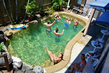 Photos of Castaways Backpackers