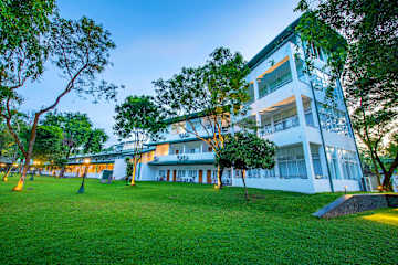 Photos of Hotel Sudu Araliya