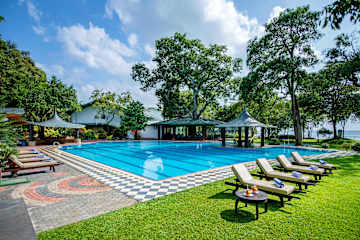 Photos of Hotel Sudu Araliya