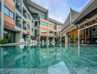 Fotos de Phuket Airport Place