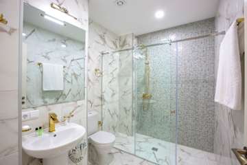 Photos of Royal Inn
