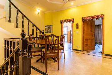 Photos of Coyote Den Travelers Hostel Islamabad