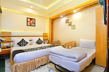Photos of Hotel Hari Piorko Grand-2 Min from New Delhi Rail