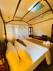 Happy Valley Residence Unawatunaの写真