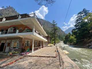 Photos of The Trippy Tribe Kasol