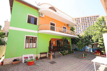Osho Hostelの写真