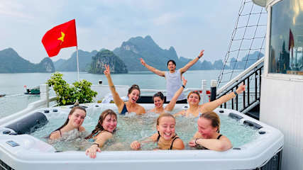 Cheers Hostel & Tours의 사진