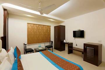 Photos of Hotel Anandlok Inn