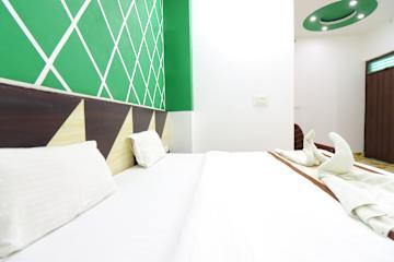 Photos of Taj 3 Star Hotel Near 200 mtr TAJ Mahal Agra