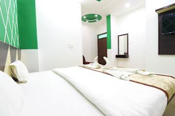 Photos of Taj 3 Star Hotel Near 200 mtr TAJ Mahal Agra