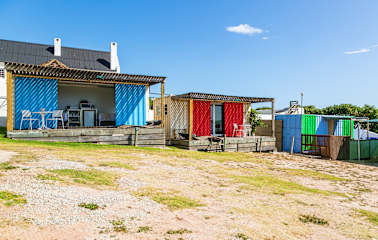 Photos of Kite Basecamp Pods