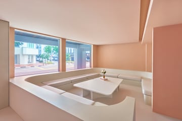 KINN Capsule: HER Space (Female Only)의 사진