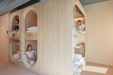 KINN Capsule: HER Space (Female Only)의 사진