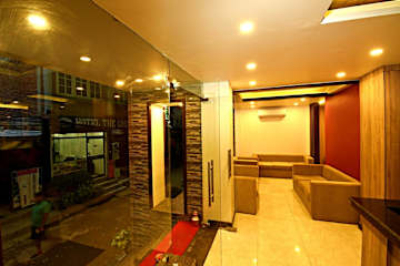 Photos of The Milestone Hotel