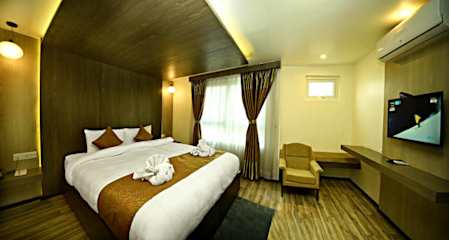 Photos of The Milestone Hotel