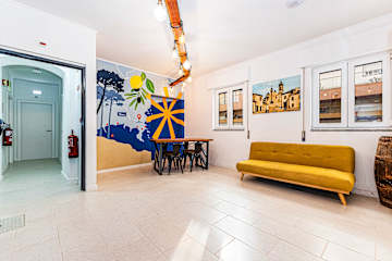 Photos of Arbutus Bed & Bar
