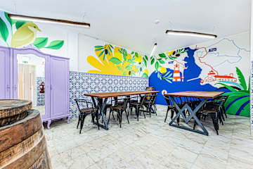 Photos of Arbutus Bed & Bar