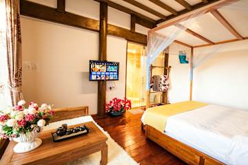 Photos of The HideAway Inn