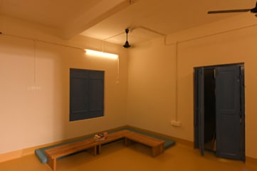 Photos of Haust