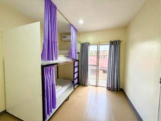 Layover Guesthouse at 28 Fokker의 사진