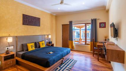 Photos of Hotel Bayshu The Hosteller Leh
