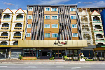 Photos of Collection O JA Siam City