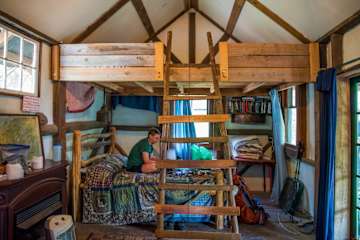 Photos of Standing Bear Farm Hostel