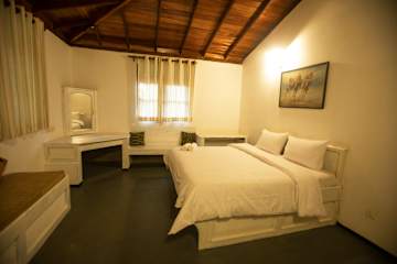 Photos of Funk Bunks - Sigiriya
