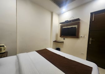 Photos of Hotel Geetanjali Inn