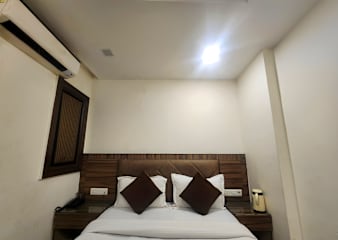 Photos of Hotel Geetanjali Inn