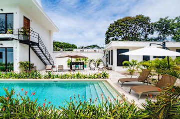 Photos of House of Nomad